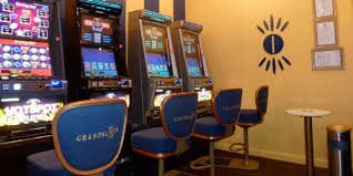 Antarmuka live casino dan permainan meja di jualtoro
