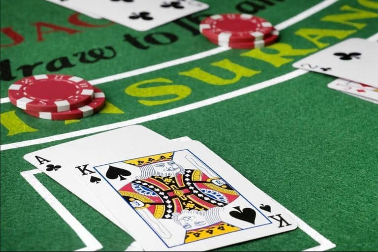 Tampilan meja Live Casino jualtoro dengan dealer langsung untuk pengguna Indonesia